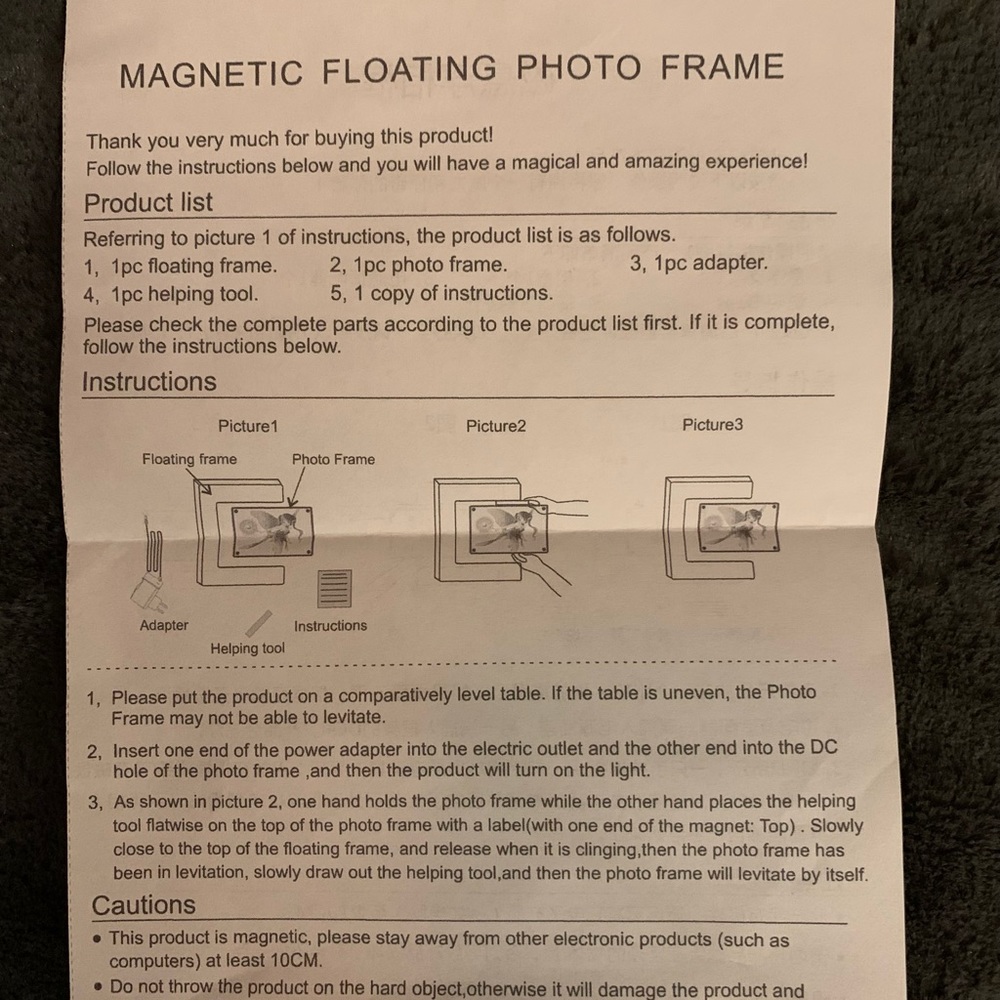 2 x Magnetic Levitation LED Floating Photo Frames - Picture 3 of 8